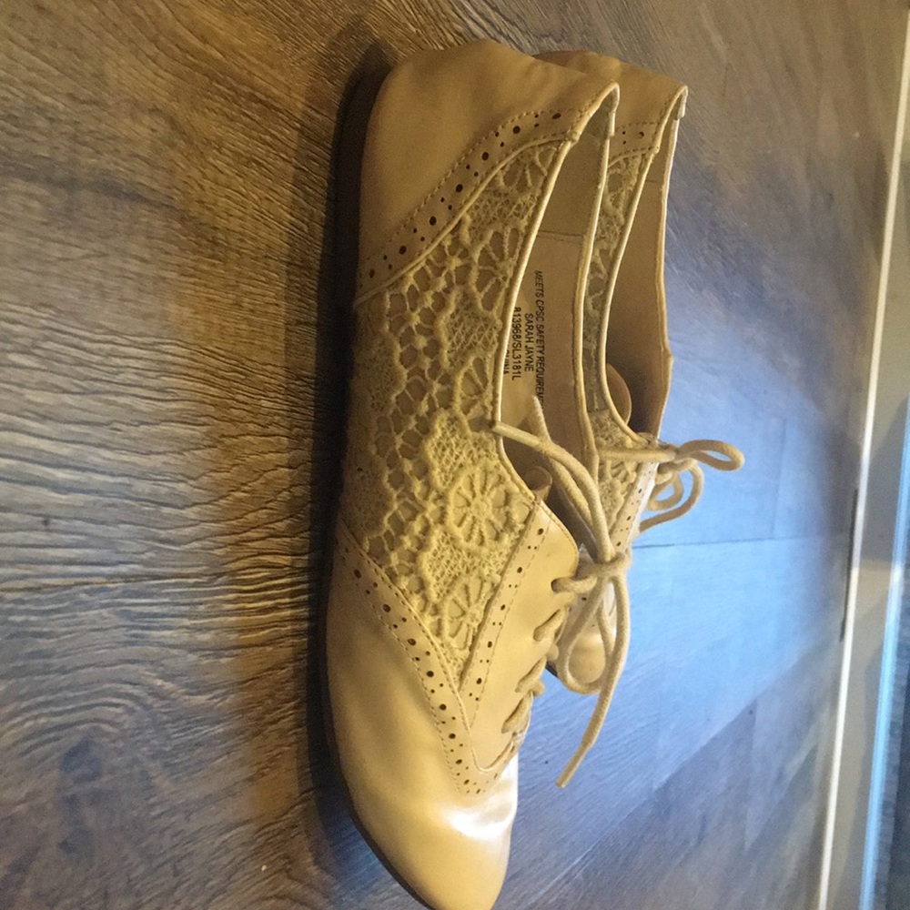 Girls Lacey shoes